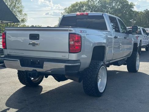 Used 2018 Chevrolet Silverado 2500 LTZ w/ Duramax Plus Package AWD/4WD image 4