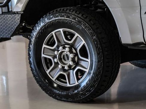 Used 2022 Ford F250 XL w/ Power Equipment Group image 53