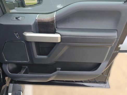 Used 2022 Ford F250 Lariat w/ Lariat Ultimate Package image 31