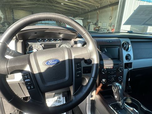 Used 2014 Ford F150 Lariat w/ Lariat Chrome Package image 14