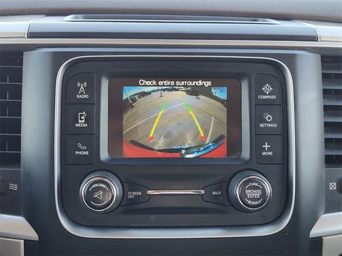 Used 2019 RAM 1500 Classic SLT image 20