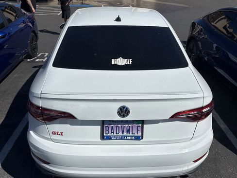 Used 2021 Volkswagen Jetta GLI image 3