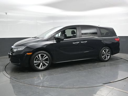 Used 2024 Honda Odyssey Touring image 9