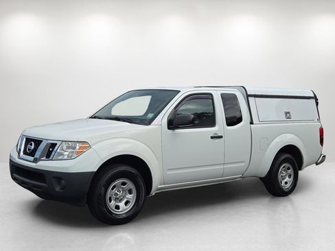 Used 2015 Nissan Frontier S w/ S Preferred Package image 1