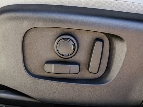 New 2026 Land Rover Range Rover Evoque S image 22