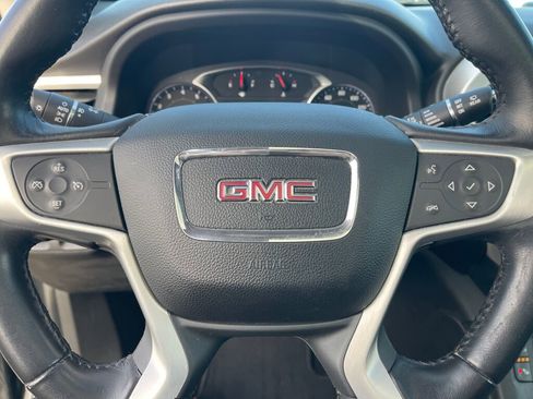 Used 2019 GMC Acadia SLT image 12