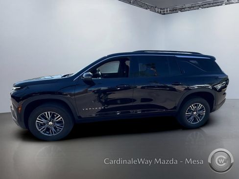 Used 2025 Chevrolet Traverse LT AWD/4WD image 7