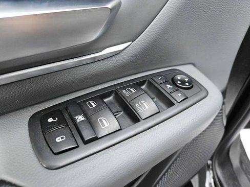 Used 2020 RAM 1500 Big Horn AWD/4WD image 19