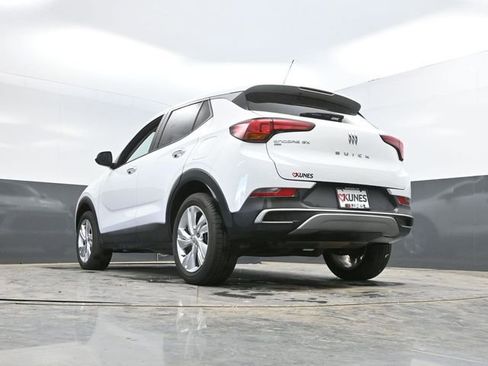 Used 2025 Buick Encore GX Preferred AWD/4WD image 49