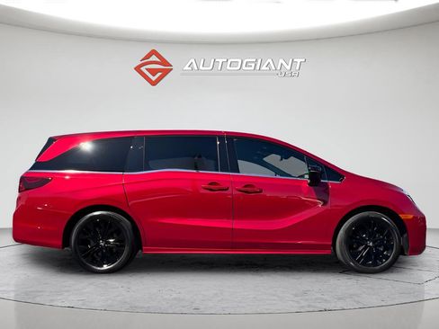 Used 2025 Honda Odyssey Sport-L image 9