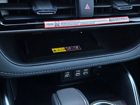 Certified 2026 Toyota Highlander Limited AWD/4WD image 20