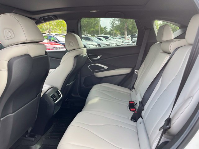 Used 2025 Acura RDX SH-AWD image 8