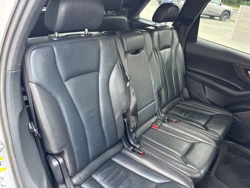 Used 2019 Audi Q7 3.0T Premium Plus w/ Premium Plus Package AWD/4WD image 31