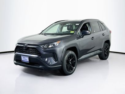 Used 2021 Toyota RAV4 LE w/ Carpet Mat Package (TMS)