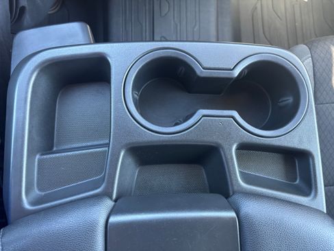 Used 2022 GMC Sierra 2500 SLE w/ SLE Convenience Package image 16