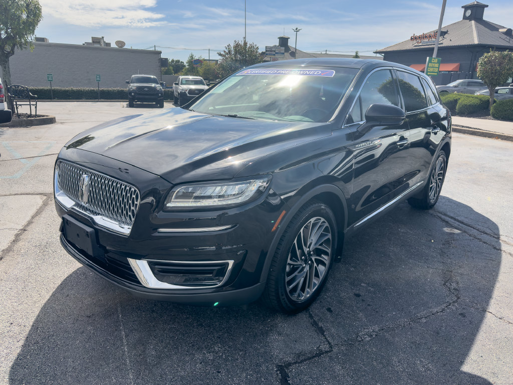 Used 2019 Lincoln Nautilus Reserve AWD/4WD image 3
