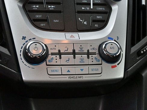 Used 2017 Chevrolet Equinox LT w/ Convenience Package FWD image 19