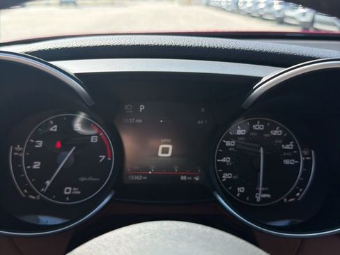 Used 2019 Alfa Romeo Giulia Ti Sport w/ Quick Order Package 22S Sport image 9