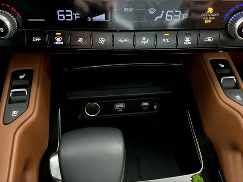 Certified 2024 Kia Telluride EX X-Line image 17