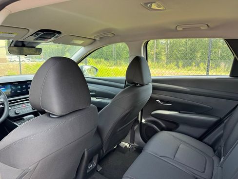 Used 2026 Hyundai Tucson SE image 17