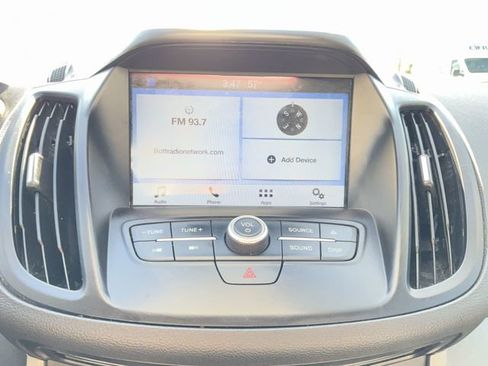 Used 2017 Ford Escape SE w/ Equipment Group 201A image 13