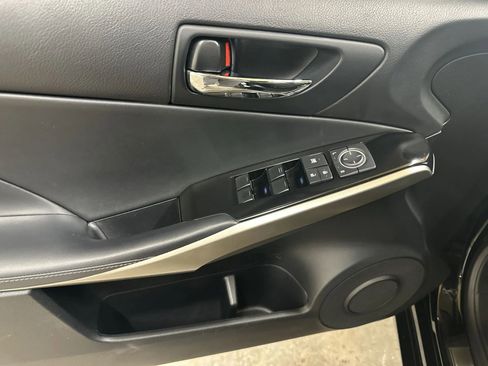 Used 2014 Lexus IS 350 w/ Navigation Package image 15