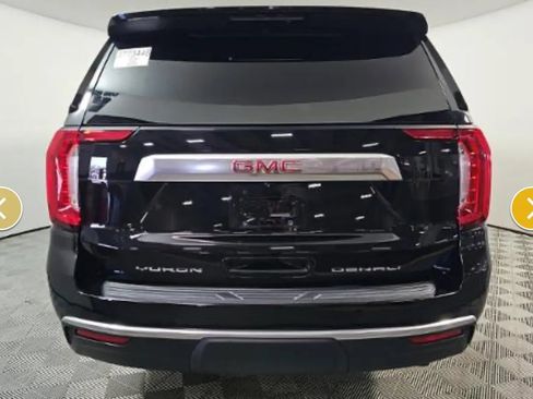 Used 2022 GMC Yukon XL Denali AWD/4WD image 2