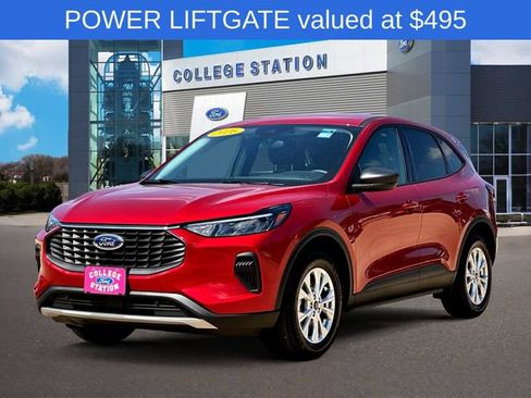 Used 2026 Ford Escape Active FWD image 2