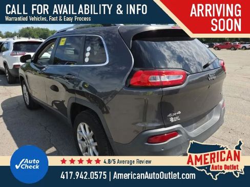 Used 2016 Jeep Cherokee Latitude w/ Safety/Convenience Group AWD/4WD image 5