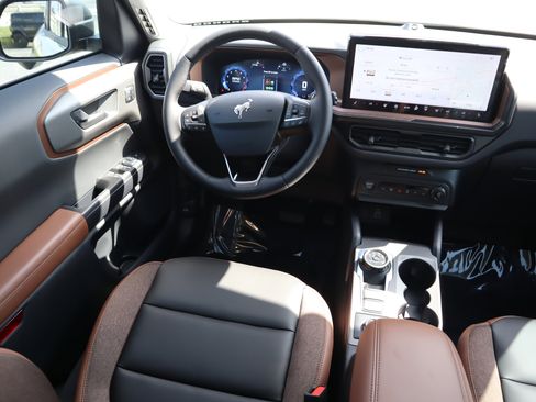 New 2025 Ford Bronco Sport Outer Banks w/ Outer Banks Tech Package+ image 31