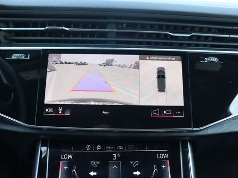 Used 2023 Audi Q7 2.0T Premium w/ Convenience Package image 39