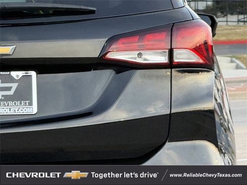 Certified 2024 Chevrolet Equinox LS w/ LS Convenience Package image 9