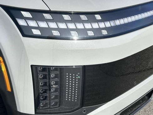 New 2026 Hyundai Ioniq 9 SE w/ Tow & Go Package image 9