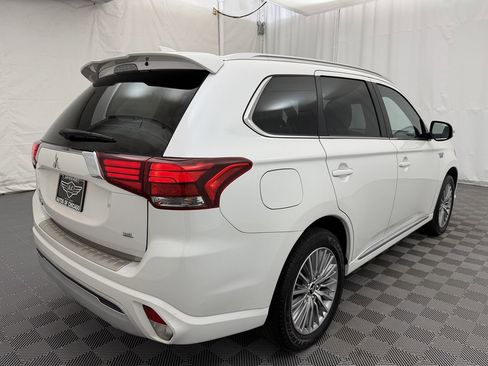 Used 2020 Mitsubishi Outlander SEL image 4