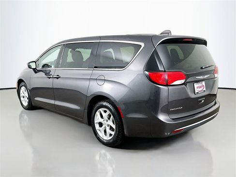 Used 2017 Chrysler Pacifica Touring Plus w/ Tire & Wheel Group image 17