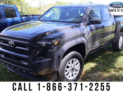 Used 2024 Toyota Tacoma SR5 RWD image 2