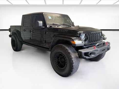 Used 2024 Jeep Gladiator Sport AWD/4WD image 3