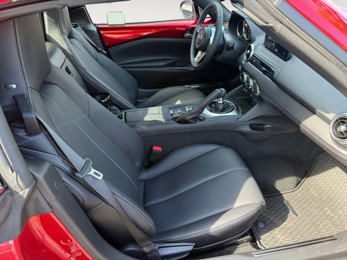 New 2026 MAZDA MX-5 Miata RF Grand Touring w/ Weather Package RWD image 19