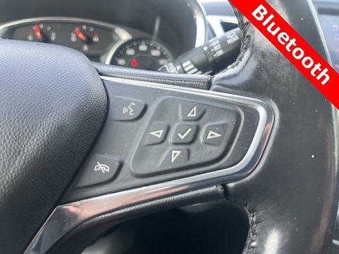 Used 2020 Chevrolet Equinox LT image 32