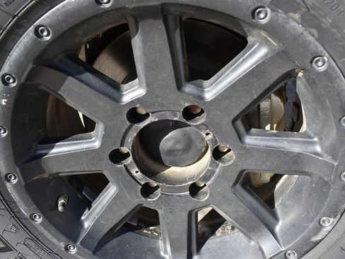 Used 2012 Toyota Tacoma Base image 11