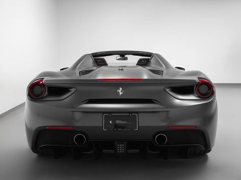 Certified 2019 Ferrari 488 Spider RWD image 33