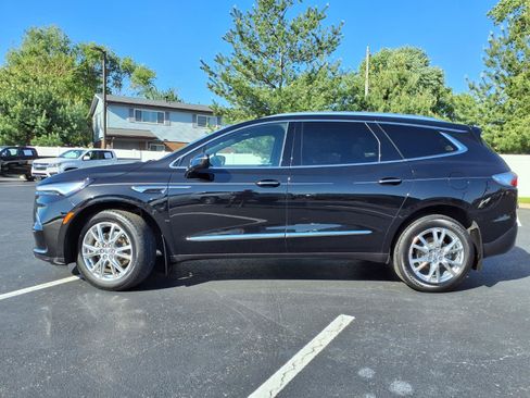 Used 2024 Buick Enclave Premium w/ Experience Buick Package FWD image 34