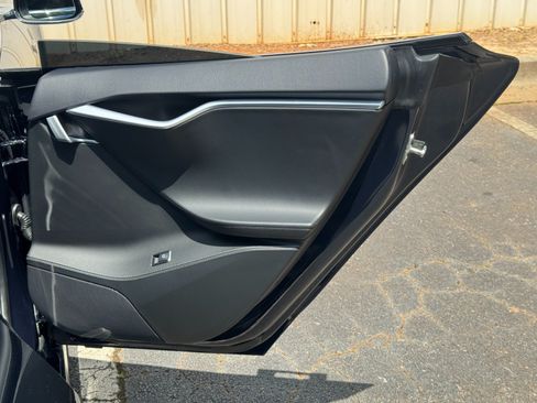 Used 2014 Tesla Model S 85 RWD image 40