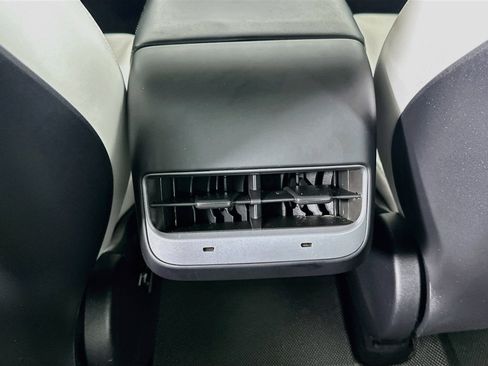 Used 2023 Tesla Model 3 Standard Range RWD image 27