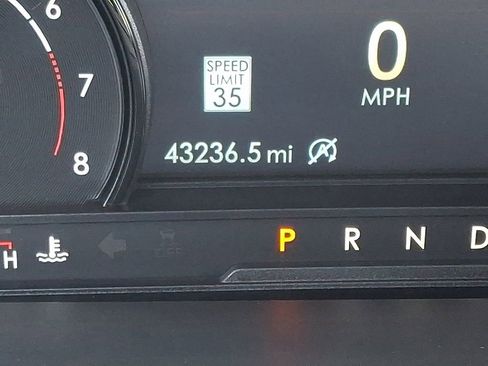 Certified 2022 Lincoln Corsair AWD w/ Equipment Group 101A image 20