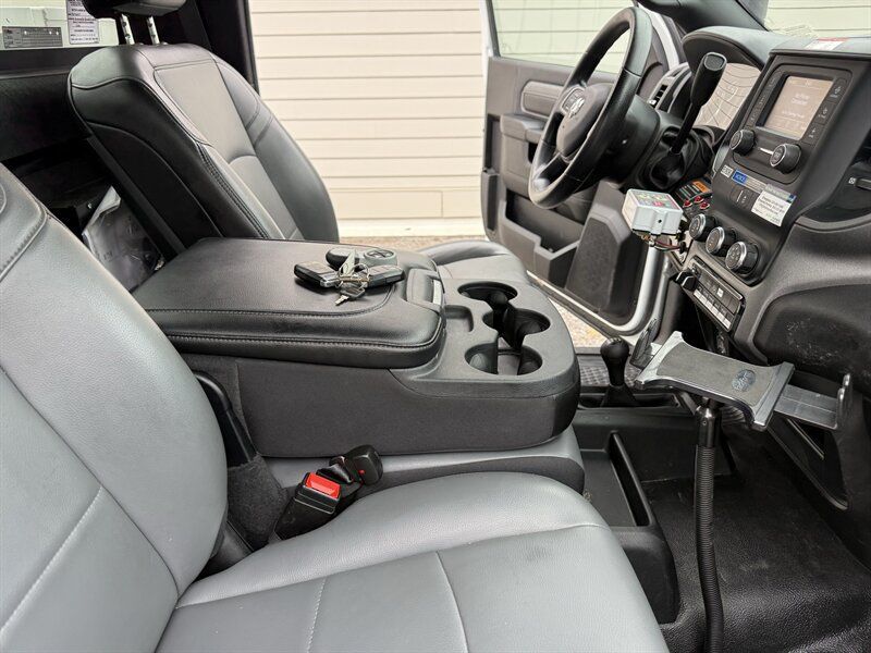 Used 2022 RAM 5500 Tradesman AWD/4WD image 18