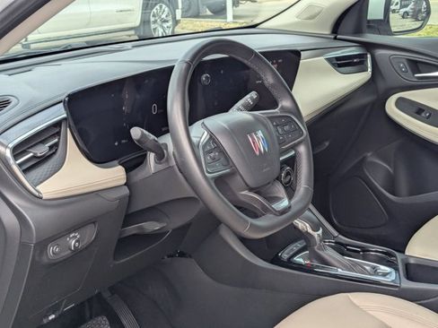 Used 2024 Buick Encore GX Sport Touring FWD image 10