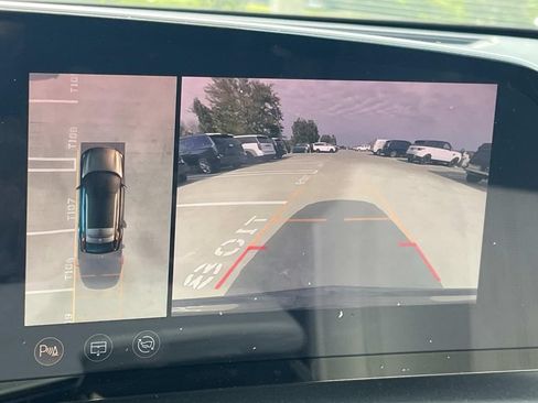 Certified 2024 Cadillac Lyriq Sport RWD image 43
