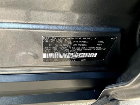 Used 2025 Toyota RAV4 XLE image 35