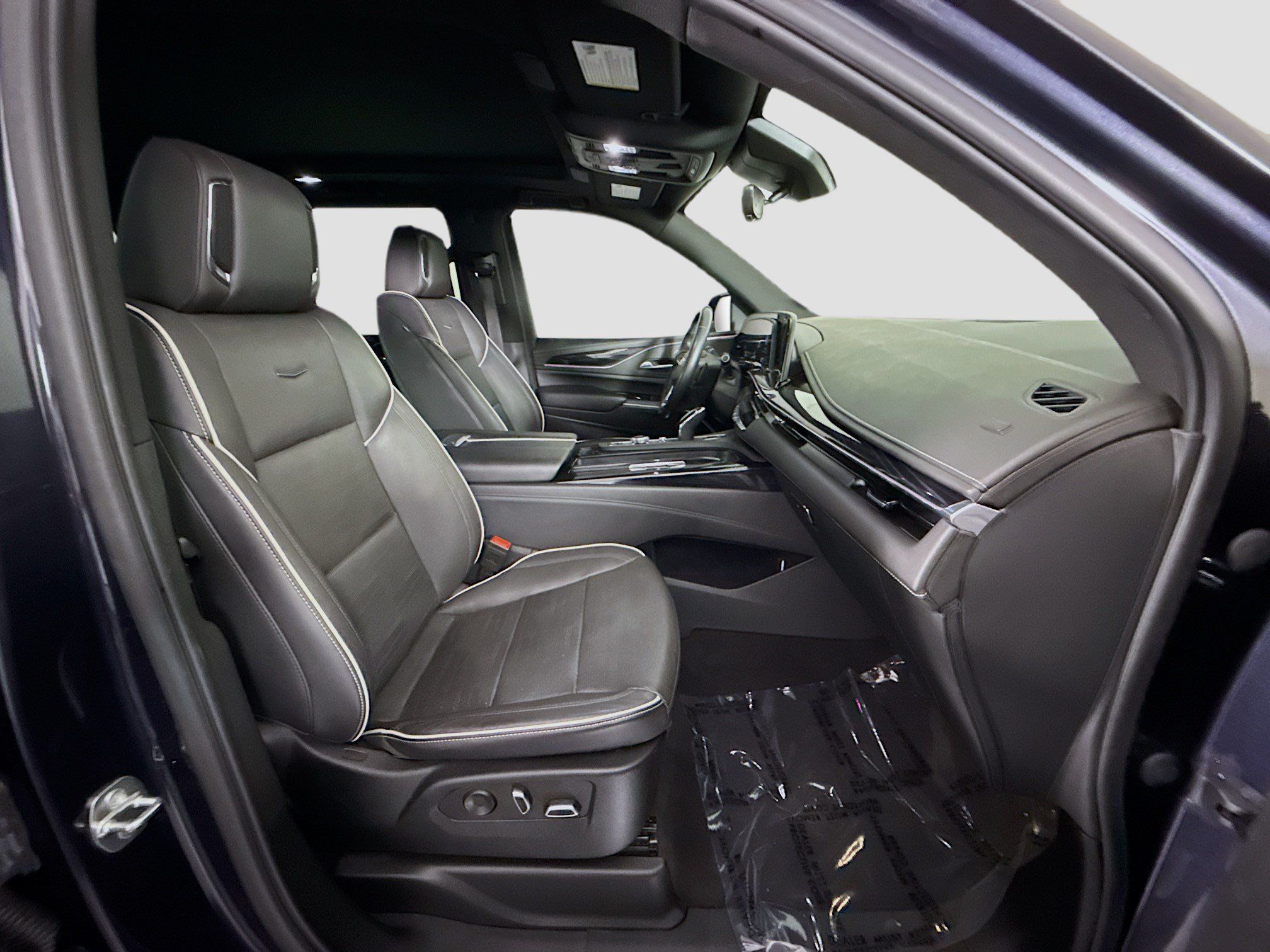 Used 2023 Cadillac Escalade Sport AWD/4WD image 29